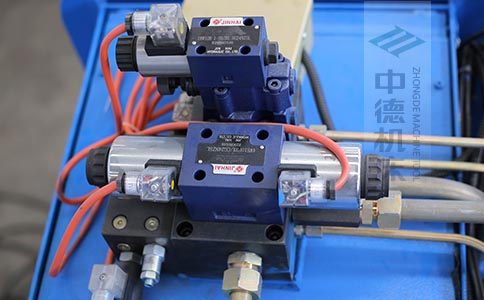 ZDPK-8025采用进口液压阀,抗高压,持久耐用无故障.jpg ZDPK-8025采用进口液压阀,抗高压,持久耐用无故障.jpg